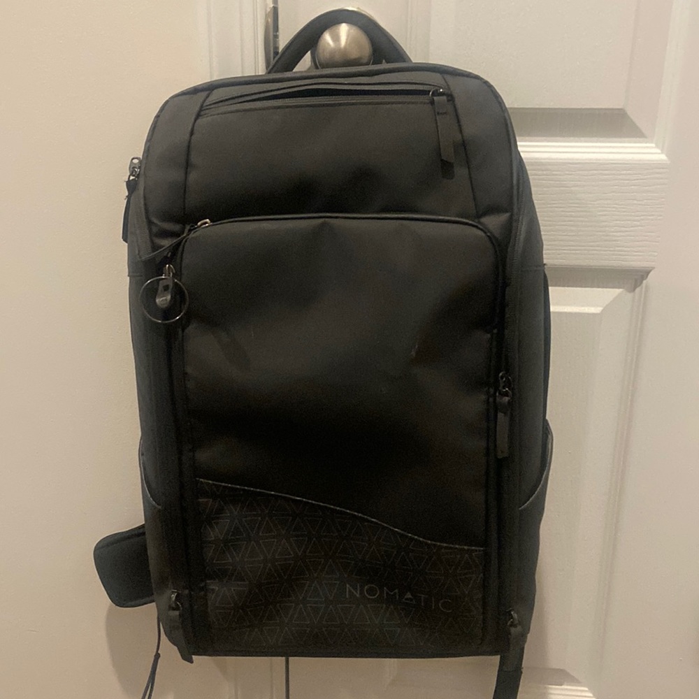 NOMATIC BACKPACK 20 LITER